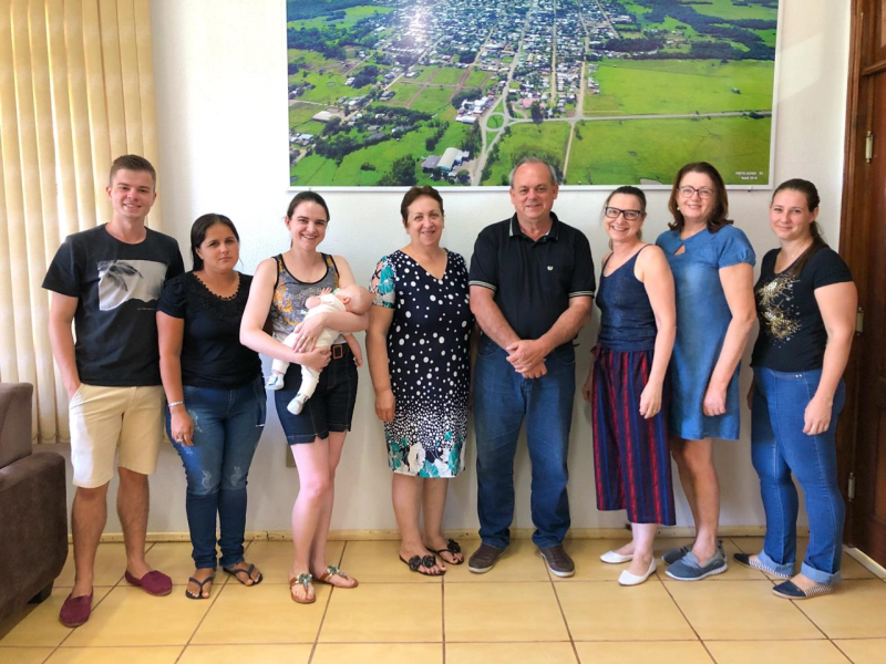 ENTREGA DOS PRÊMIOS DO CONCURSO DE DECORAÇÃO NATALINA